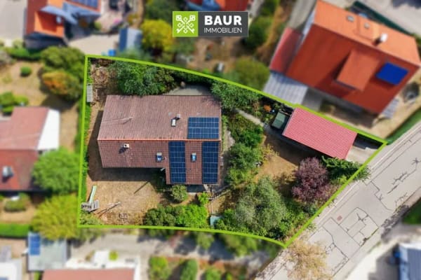 Immobilie in Gammertingen - Großzügiges Einfamilienhaus mit großem Garten, PV-Anlage und moderner Heizung in Gammertingen - Bild 2