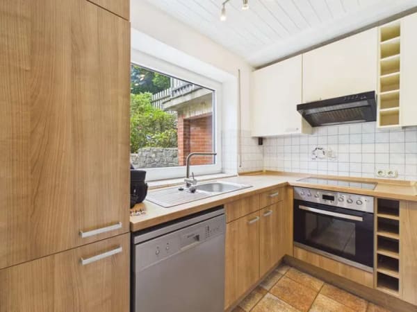Immobilie in Herscheid - Einziehen oder vermieten: Lichtdurchflutete 4-Zimmer-Wohnung mit eigener Terrasse - Bild 4