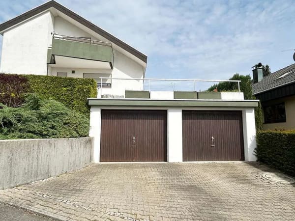 Immobilie in Lorch - Ihr neues Zuhause in Lorch: Attraktives 2-Fam.-Haus mit „Einliegerbereich“ und 2 Garagen - Bild 2