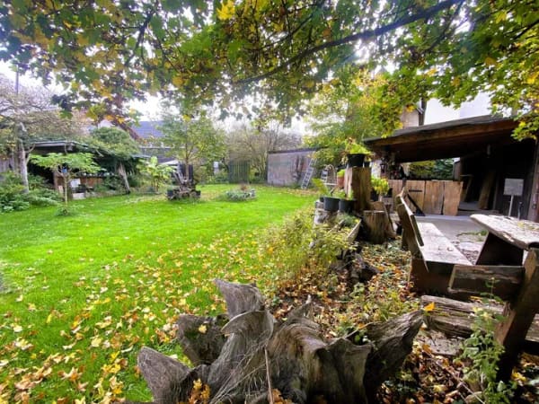 Immobilie in Kämpfelbach - ERSINGEN - Einfamilienhaus für Individualisten mit idyllischem Garten ! - Bild 4