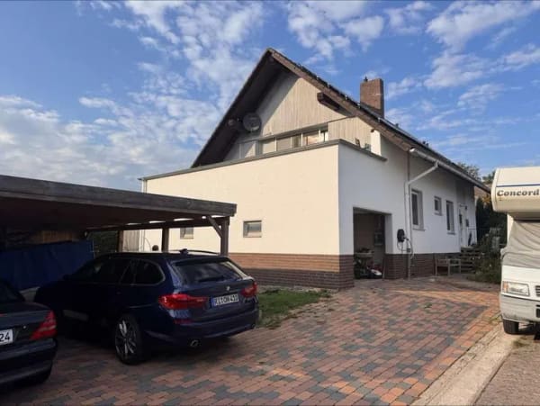 Immobilie in Wölpinghausen - Einfamilienhaus mit Pool, PV-Anlage und Platz für die Familie - Bild 0