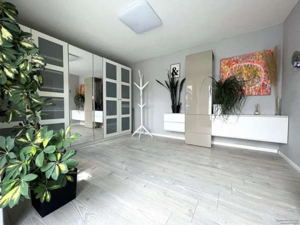 Immobilie in Winzer - Einziehen & wohlfühlen: Modernisierte Doppelhaushälfte mit Garten in attraktiver Lage! - Bild 3