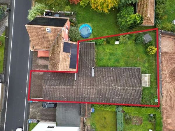 Immobilie in Krombach - Wohnen und Handwerk unter einem Dach
Vielseitig nutzbare Liegenschaft für Handwerker mit Platzbedar - Bild 1