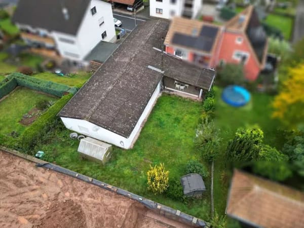Immobilie in Krombach - Wohnen und Handwerk unter einem Dach
Vielseitig nutzbare Liegenschaft für Handwerker mit Platzbedar - Bild 2
