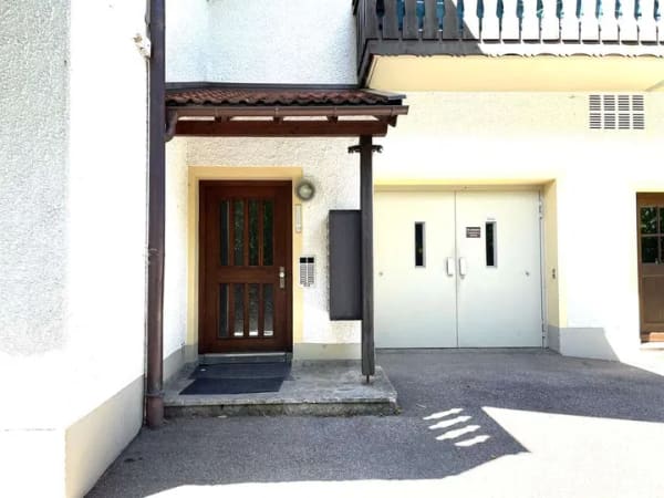 Immobilie in Aschau im Chiemgau - Helle, gemütliche 2-Zimmer-Wohnung mit Balkon am Fuße der Kampenwand. - Bild 1