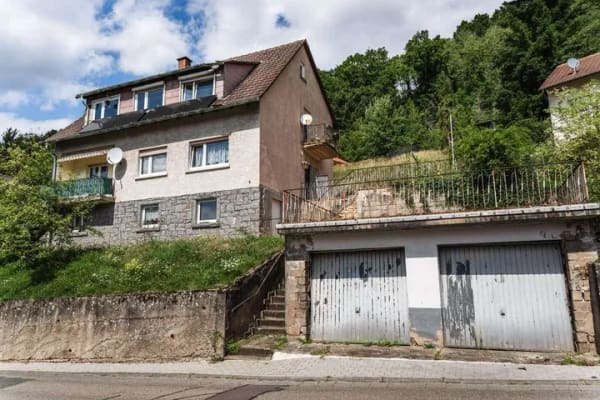 Immobilie in Gorxheimertal - Sanierungsbedürftiges 2-Parteienhaus mit vielen Möglichkeiten - Bild 0
