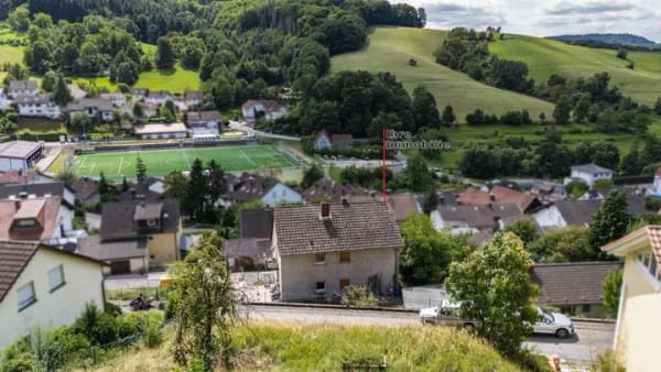 Immobilie in Gorxheimertal - Sanierungsbedürftiges 2-Parteienhaus mit vielen Möglichkeiten - Bild 1