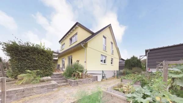 Immobilie in Großrinderfeld - Ankommen. Wohlfühlen. Bleiben. – Großzügiges Zuhause mit Gartenidylle - Bild 3
