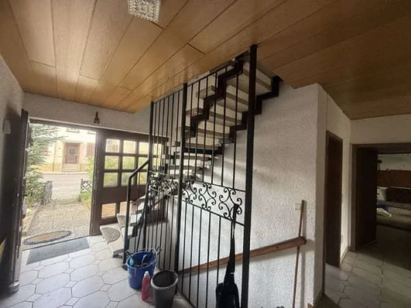 Immobilie in Ebertsheim - Wohnhaus mit Doppelgarage und großem Grundstück - Bild 2