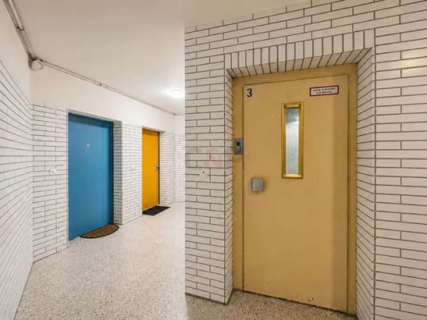 Immobilie in Hanau - Kapitalanlage mit Potenzial: Sanierungsbedürftige 3-Zimmer-Wohnung in Hanau - Bild 1