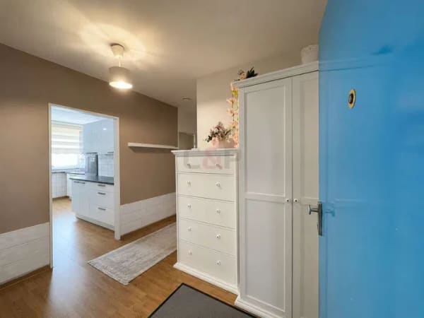 Immobilie in Hanau - Kapitalanlage mit Potenzial: Sanierungsbedürftige 3-Zimmer-Wohnung in Hanau - Bild 2