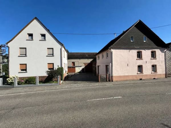 Immobilie in Girod - Bauernhaus mit großem Grundstück, Scheune & Entwicklungspotenzial - Bild 0