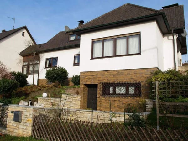 Immobilie in Altdorf bei Nürnberg - Großzügiges Familienhaus mit ca. 210 m² Wohnfläche & 800 m² Grundstück in Altdorf-Hagenhausen - Bild 0