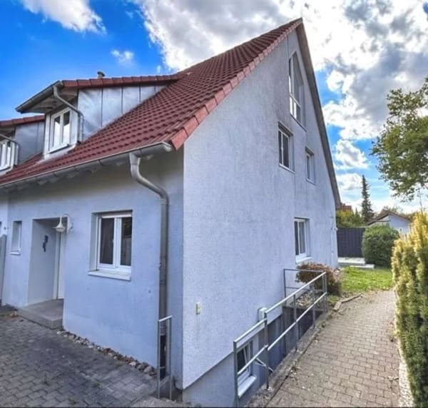 Immobilie in Ilshofen - Schöne Doppelhaushälfte in ruhiger Wohnlage - Bild 1