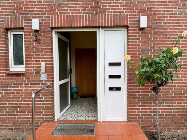 Immobilie in Cadenberge - Vermietete Dachgeschosswohnung in gepflegter Wohnanlage in Cadenberge - Bild 1