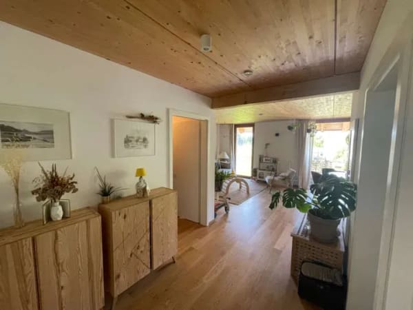 Immobilie in Feldafing - A+ Energieeffizienz: Ortsrand in Feldafing – große 2-Zimmer-ETW im 1. OG einer kleinen Wohnanlage. - Bild 4