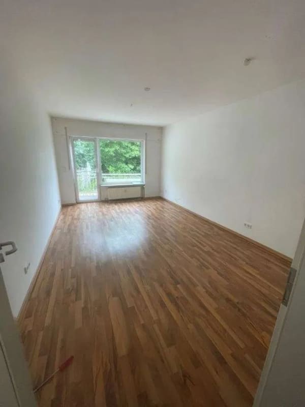 Immobilie in Bad Schwalbach - 60qm Dachterrasse, Blick in den Schlosspark und mit dem Aufzug bis in die eigene Wohnung... - Bild 4