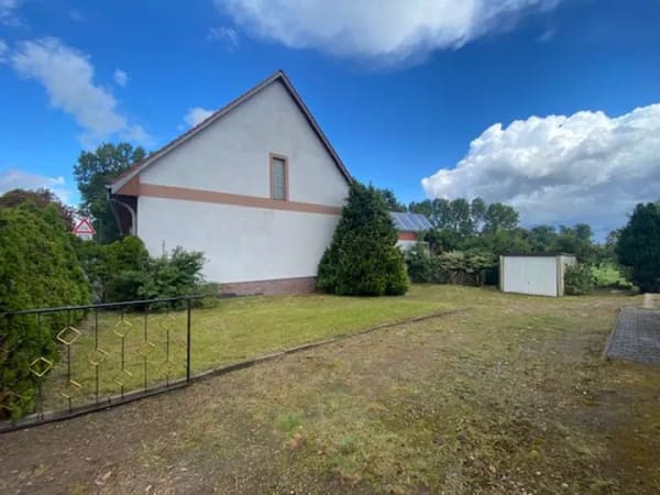 Immobilie in Jürgenstorf - Einfamilienhaus nahe Zentrum mit Blick ins Grüne provisionsfrei - Bild 2