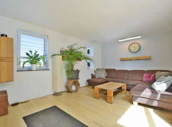 Immobilie in Esselbach - Großzügiges Einfamilienhaus mit ca. 200m² Wohnfläche, Traumgarten & Doppelgarage - Bild 4