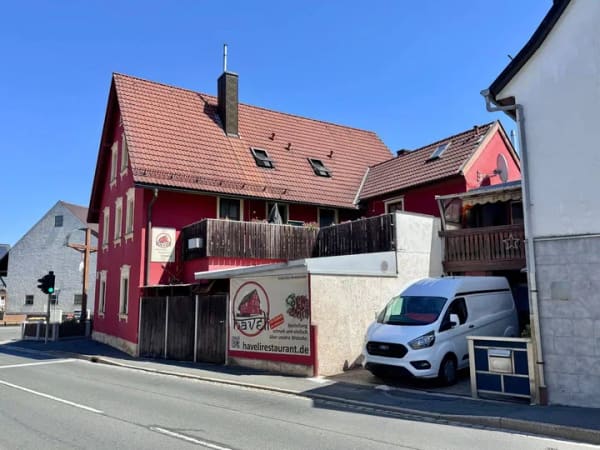 Immobilie in Forchheim - Vielseitiges Wohn- und Geschäftshaus in Forchheim-Burk mit EntwicklungsEntwicklungsperspotential - Bild 2