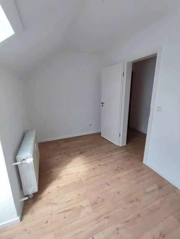 Immobilie in Giengen an der Brenz - neu renoviertes, leerstehendes 1,5-Zimmer-Apartment, zum Selbstbezug oder Kapitalanlage - Bild 2