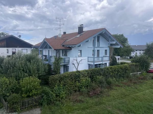 Immobilie in Riedering - Wohnen mit Charakter & Lebensqualität – Doppelhaushälfte in Söllhuben bei Riedering - Bild 0