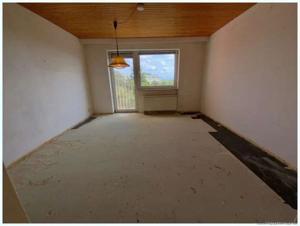 Immobilie in Sankt Peter-Ording - Toplage: Unsaniertes 1-Zi-Appartement im 5.OG mit seitlichem Nordseeblick - perfekt fürs Wochenende! - Bild 3