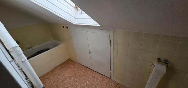 Immobilie in Schönebeck (Elbe) - Charmante Dachgeschosswohnung - zentrale Lage in Schönebeck - Bild 0
