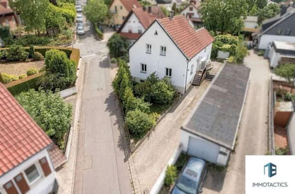 Immobilie in Hargesheim - Einfamilienhaus mit 5 Zimmern, Keller & großem Garten für handwerklich versierte Interessenten - Bild 0