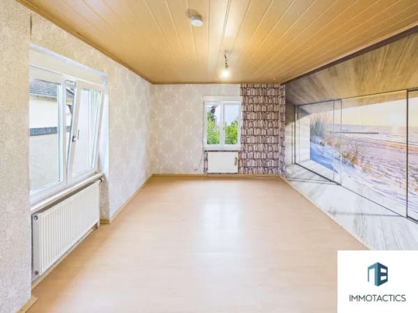 Immobilie in Hargesheim - Einfamilienhaus mit 5 Zimmern, Keller & großem Garten für handwerklich versierte Interessenten - Bild 2