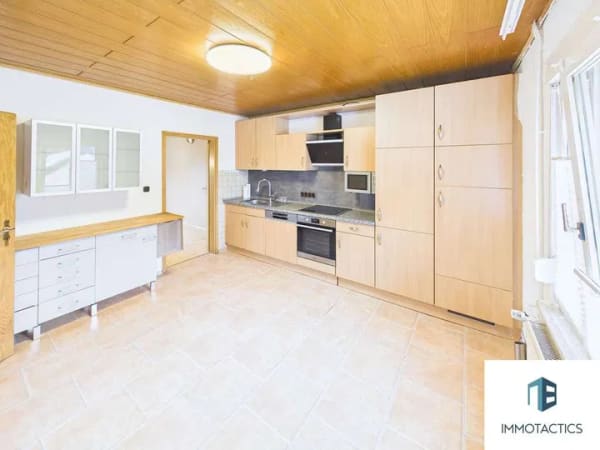 Immobilie in Hargesheim - Einfamilienhaus mit 5 Zimmern, Keller & großem Garten für handwerklich versierte Interessenten - Bild 4