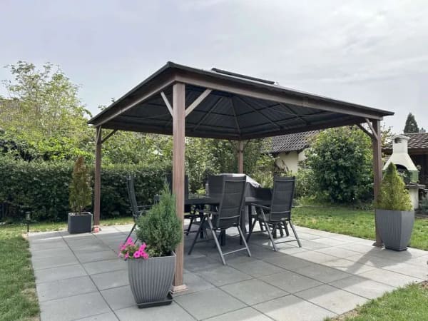 Immobilie in Mühlhausen-Ehingen - Ruhig wohnen im Hegau: 3-Zi.-DG-Wohnung mit Gartenanteil & Garage - Bild 0