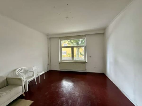 Immobilie in Hückelhoven - Sanierungsbedürftiges Reihenmittelhaus mit Garten und Carport in Hückelhoven-Baal - Bild 2