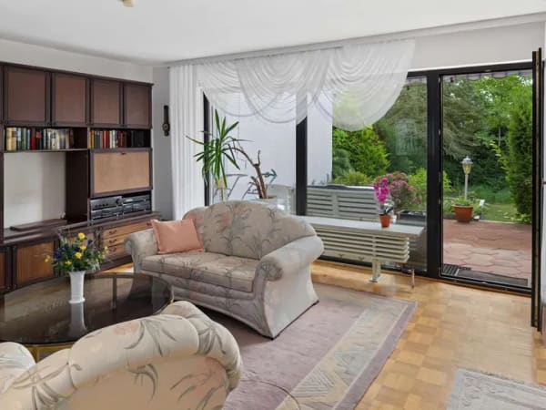 Immobilie in Groß Grönau - Stadtnah zu Lübeck: Großzügige Erdgeschosswohnung mit Garten und Südterrasse - Bild 4