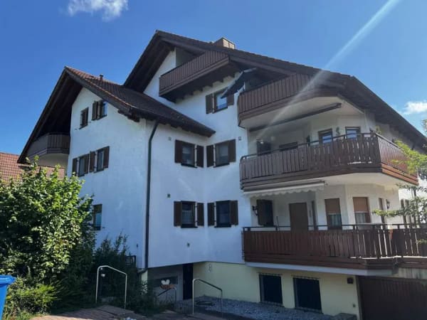 Immobilie in Essingen - 4,5 Zimmer Galerie-Wohnung in naturnaher Lage von Essingen  - Bild 0