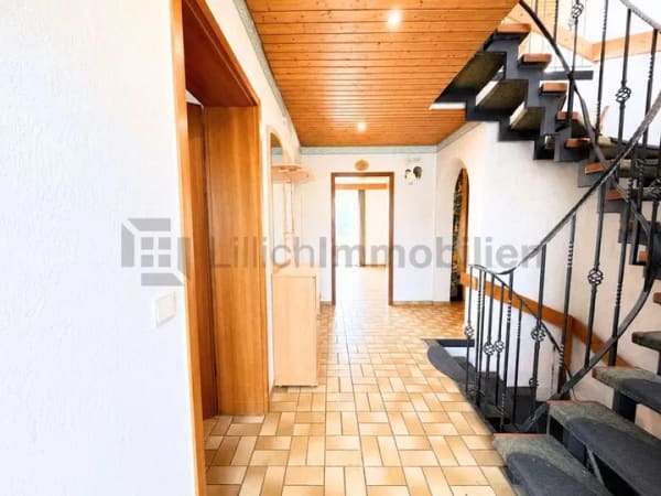 Immobilie in Freiberg am Neckar - Ohne Käuferprovision: Wohntraum für Familien in perfekter Lage - Bild 3