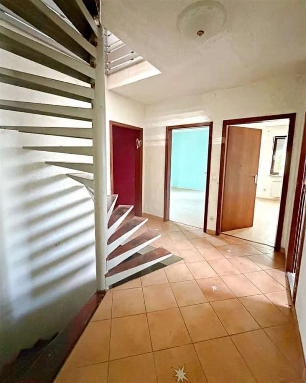Immobilie in Wenzenbach - Handwerker aufgepasst! Sanierungsbedürftiger Bungalow mit Ausbaureserve in Wenzenbach - Bild 4
