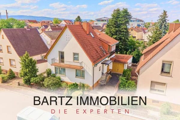 Immobilie in Haßloch - Ein Zuhause, an das sich Ihre Kinder erinnern – viel Platz zum Leben & liebevoll angelegter Garten - Bild 0