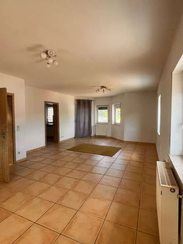 Immobilie in Oberwiesen - Ideal für die große Familie oder den Gewerbetreibenden - Bild 2