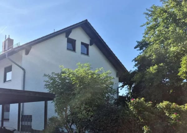 Immobilie in Reichertshofen - Charmante DHH mit Potenzial - Gemütlichkeit und modernen Komfort - Bild 1
