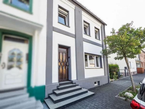 Immobilie in Mechernich - Einfamilienhaus mit Einliegerwohnung im Anbau - Bild 2