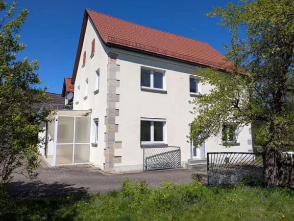 Immobilie in Schwarzenbruck - Landleben pur, Ein-Zweifamilienhaus mit grünem großem  Grundstück - Bild 1