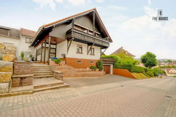 Immobilie in Erbach - Zwei Wohneinheiten, viele Möglichkeiten: Großzügiges Wohnen mit Einliegerwohnung in Erbach - Bild 3