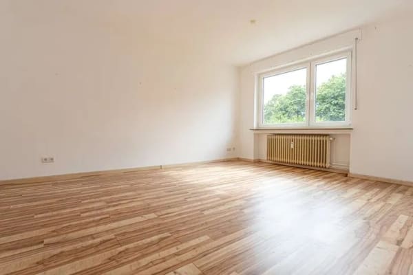 Immobilie in Schortens - 79 m² Wohnkomfort mit Loggia, Keller und Stellplatz in attraktiver Lage von Schortens - Bild 2