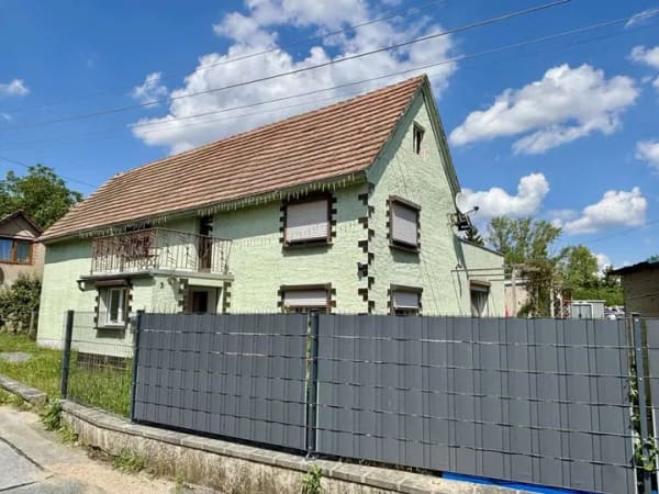 Immobilie in Löbau - Wohnhaus mit Garage - Bild 0