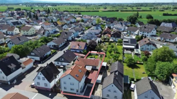 Immobilie in Alsbach-Hähnlein - Ihr neues Zuhause: Stilvoll modernisiertes Zweifamilienhaus zum Wohlfühlen! - Bild 1