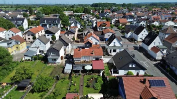 Immobilie in Alsbach-Hähnlein - Ihr neues Zuhause: Stilvoll modernisiertes Zweifamilienhaus zum Wohlfühlen! - Bild 2