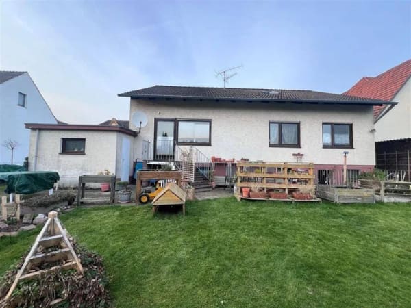 Immobilie in Lauenförde - Lauenförde - Einfamilienhaus mit Garten - Bild 2