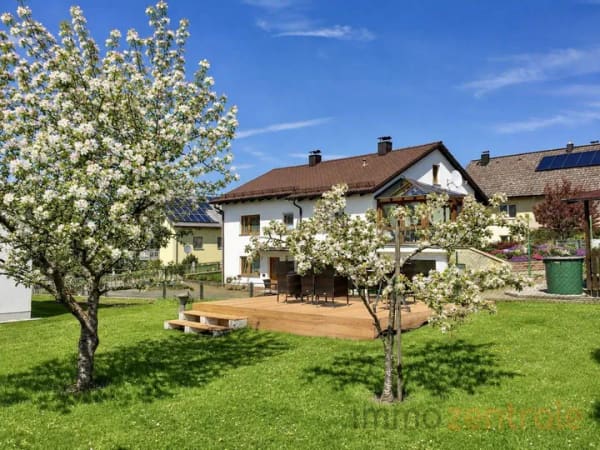 Immobilie in Pappenheim - Entspannt wohnen in ländlicher Idylle - Großzügig saniertes EFH in Pappenheim/Osterdorf - Bild 0