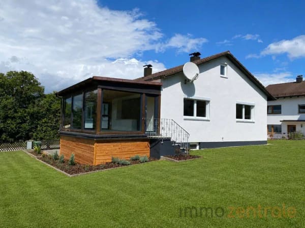 Immobilie in Pappenheim - Entspannt wohnen in ländlicher Idylle - Großzügig saniertes EFH in Pappenheim/Osterdorf - Bild 1